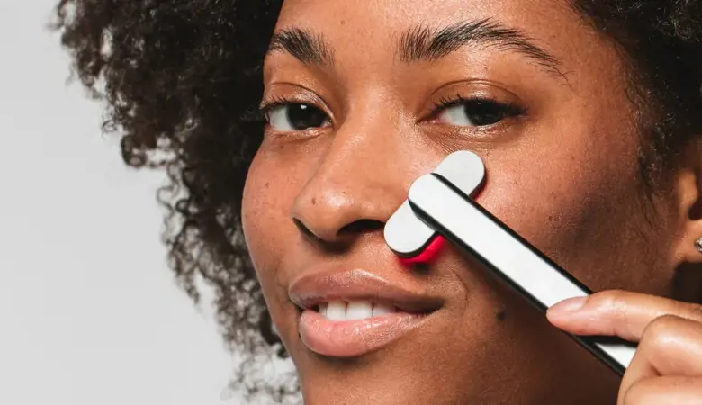 Unveil Hollywood's Best-Kept Skincare Secret: The Solawave Skincare Wand